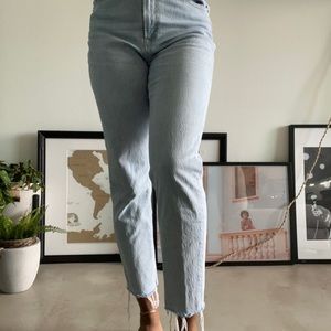 GAP Mom Jean High Rise Tailored 30W 10T